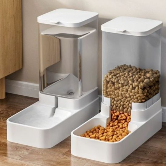 Distributeur de nourriture et d'eau pour chat : La solution automatique pour simplifier le quotidien de votre félin - ChatLoulou